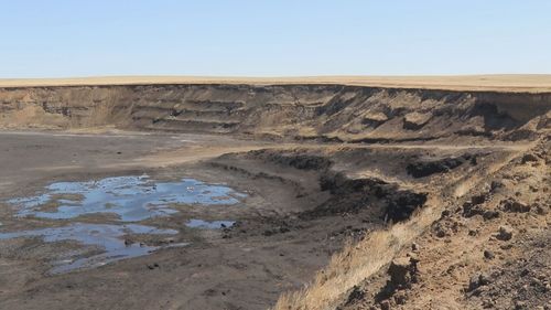 Хөөтийн уурхайн талбайгаас ховор элементүүд илэрчээ